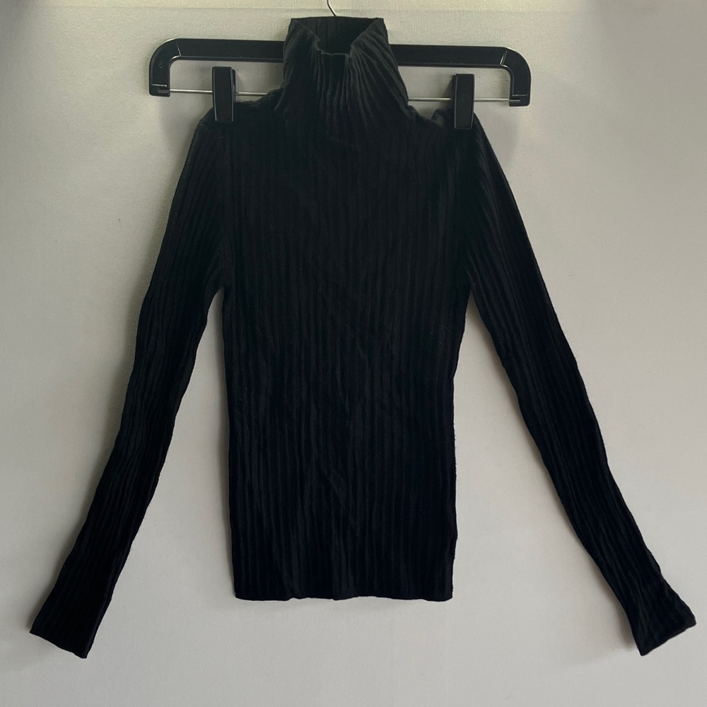 Silence + Noise Black Long Sleeve Top